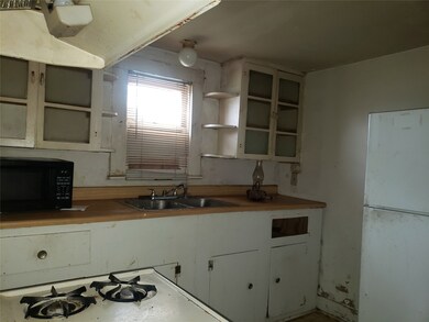 9108 Kelburn Dr, Houston, TX 77016 - photo 4