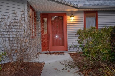 21 Baldwin Ln, Amherst, MA 01002 - photo 2