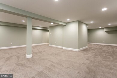 5876 Oakland Rd, Sykesville, MD 21784 - photo 4