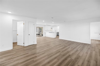 6127 18th St, Zephyrhills, FL 33542 - photo 2