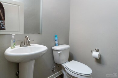 60491 Hedgewood Ln, Bend, OR 97702 - photo 7