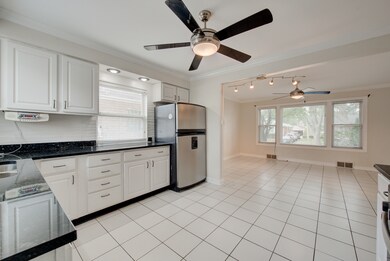 1831 Manchester Ave, Westchester, IL 60154 - photo 7