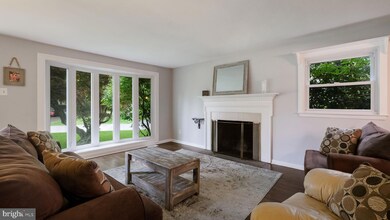 302 Scott Ln, Wallingford, PA 19086 - photo 4