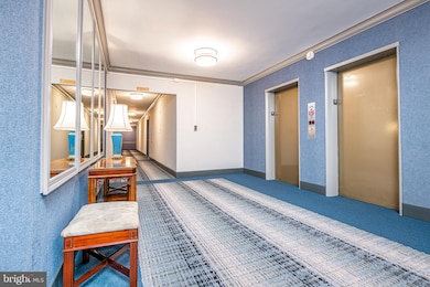 The Potomac Plaza Co-op unit 225, Washington, DC 20037 - photo 5