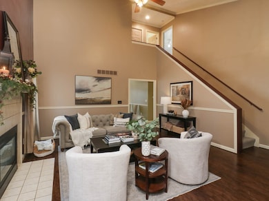 109 Sandra Ct, Normal, IL 61761 - photo 2