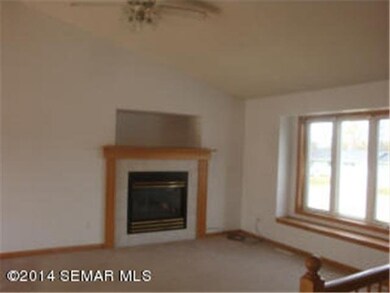 571 E 4th St, Zumbrota, MN 55992 - photo 4