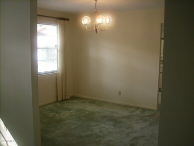 4674 Scarlet Ct, Jacksonville, FL 32210 - photo 7