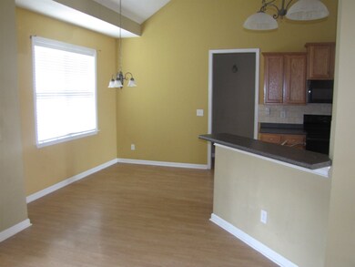 305 Loudon Hill Dr, Warner Robins, GA 31088 - photo 4