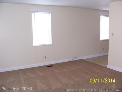 474 Mcrae Dr, Fayetteville, NC 28305 - photo 3