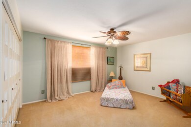 1125 E Lodge Dr, Tempe, AZ 85283 - photo 4