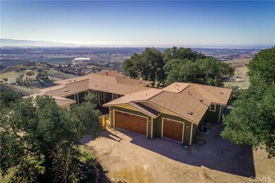 990 Temettate Ridge Ln, Nipomo, CA 93444 - photo 3
