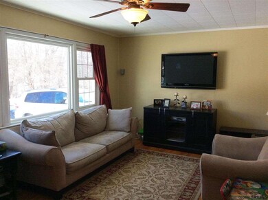 15 Brian Ct, Troy, NY 12182 - photo 2