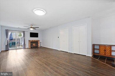 15046 Cherrywood Dr, Laurel, MD 20707 - photo 5