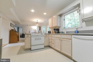 44075 Grape Ivy Ln, California, MD 20619 - photo 4