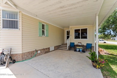 772 Lark Dr, Sebastian, FL 32976 - photo 4