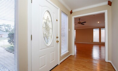 6115 Elkwood Forest Dr, Houston, TX 77088 - photo 6