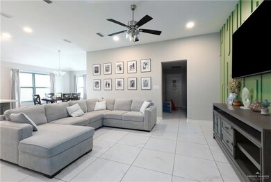 2201 N 26th Dr, Hidalgo, TX 78557 - photo 3