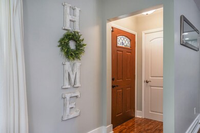 1927 Houseman Ave NE, Grand Rapids, MI 49505 - photo 7