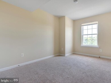 23228 Brewers Tavern Way unit 2, Clarksburg, MD 20871 - photo 7