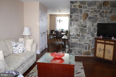 2817 Maxwell St, Philadelphia, PA 19136 - photo 7