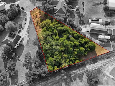 1371 Four Winds Dr, Canyon Lake, TX 78133 - photo 3