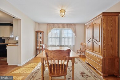 2228 Lancashire Dr, Wilmington, DE 19810 - photo 4