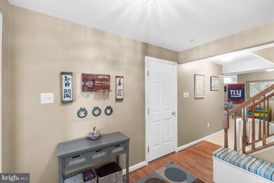 9258 Maxwell Ct, Laurel, MD 20723 - photo 3