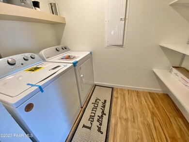 77 W Laxton Castle Way, Paulden, AZ 86334 - photo 7