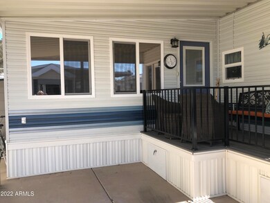 AZ ROOM ENTRY OFF DECK