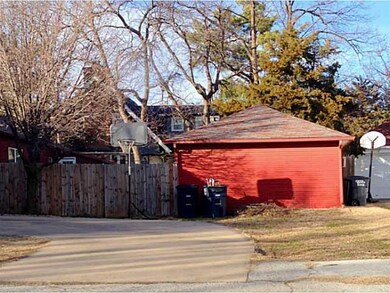 Parking Lot/Garage.