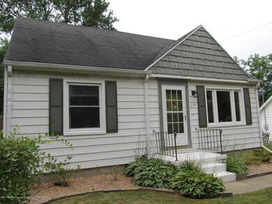 630 Vernon Ave, Lansing, MI 48910 - photo 2
