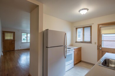 697 Kitchen