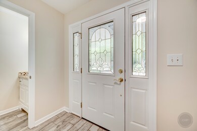 1116 Wickham Ct, Naperville, IL 60540 - photo 2