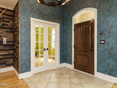 004-1280x960-foyer