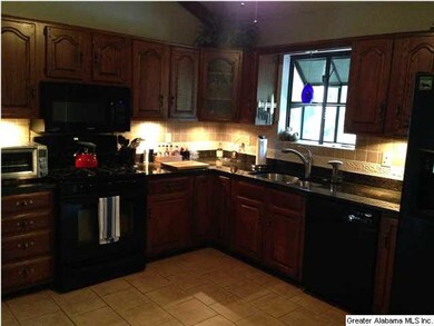 Kitchen with Granite!!
