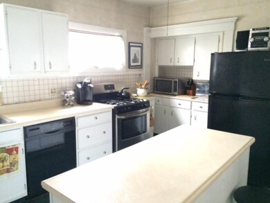 20 Jackson St, Concord, NH 03301 - photo 2