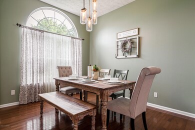 205 Berger Farm Dr, Mount Washington, KY 40047 - photo 7