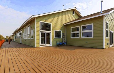 BACK DECK-1
