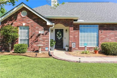 312 Oxford Ct, Lake Charles, LA 70605 - photo 3