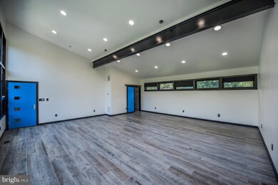 190 Tinsley Cir, Shepherdstown, WV 25443 - photo 7