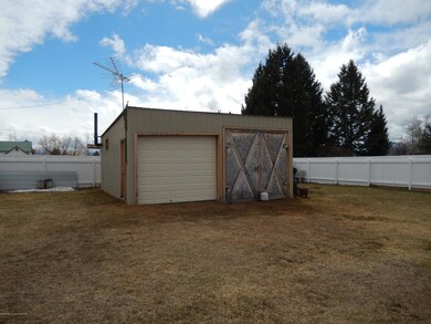 garage/shop