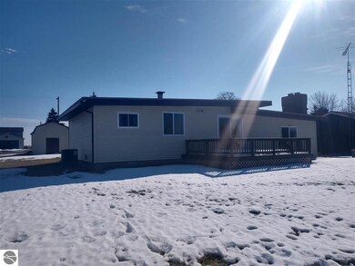 2315 E Bay Ridge Dr, Au Gres, MI 48703 - photo 5