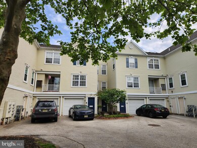 5201 Riverfront Dr unit 5200A, Palmyra, NJ 08065 - photo 2