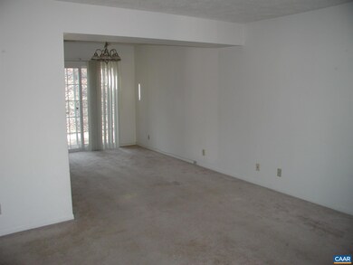 113 Longwood Dr unit A, Charlottesville, VA 22903 - photo 4