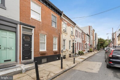 2041 Pemberton St, Philadelphia, PA 19146 - photo 2