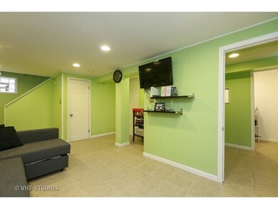 749 Westchester Blvd, Westchester, IL 60154 - photo 7