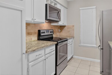 10555 Turtlewood Ct unit 2305, Houston, TX 77072 - photo 4