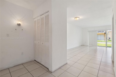 7430 SW 82nd St unit D105, Miami, FL 33143 - photo 3