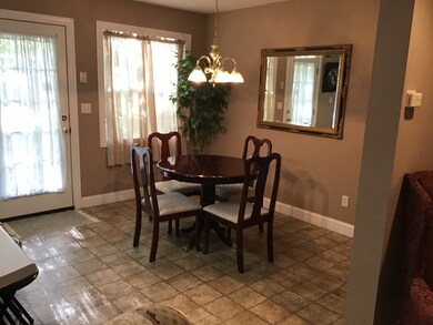 710 Whitthorne St, Shelbyville, TN 37160 - photo 4