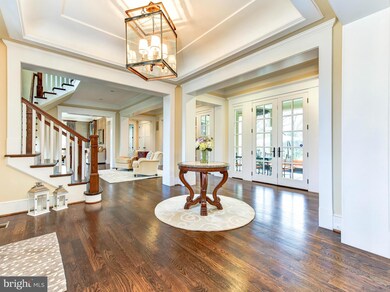 7029 Benjamin St, McLean, VA 22101 - photo 3